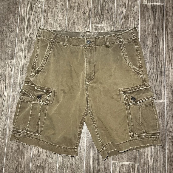 American Eagle Outfitters Other - American Eagle Cargo Shorts Classic Length Baggy Y2K Mens Size 38 Brown